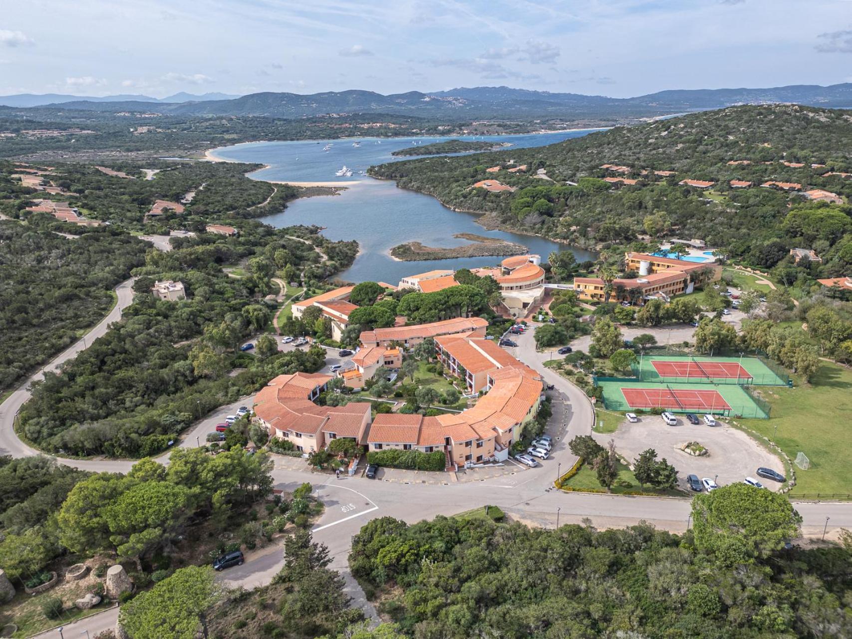 Felix - Costa Serena 4*