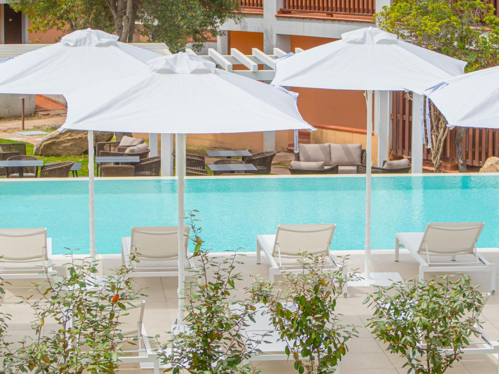 Felix - Costa Serena 4*