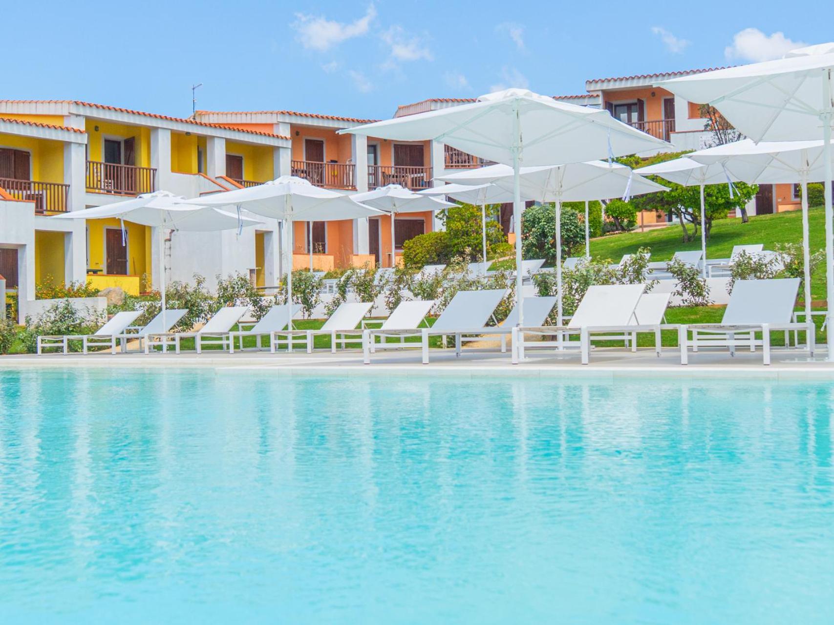 Felix - Costa Serena Aparthotel