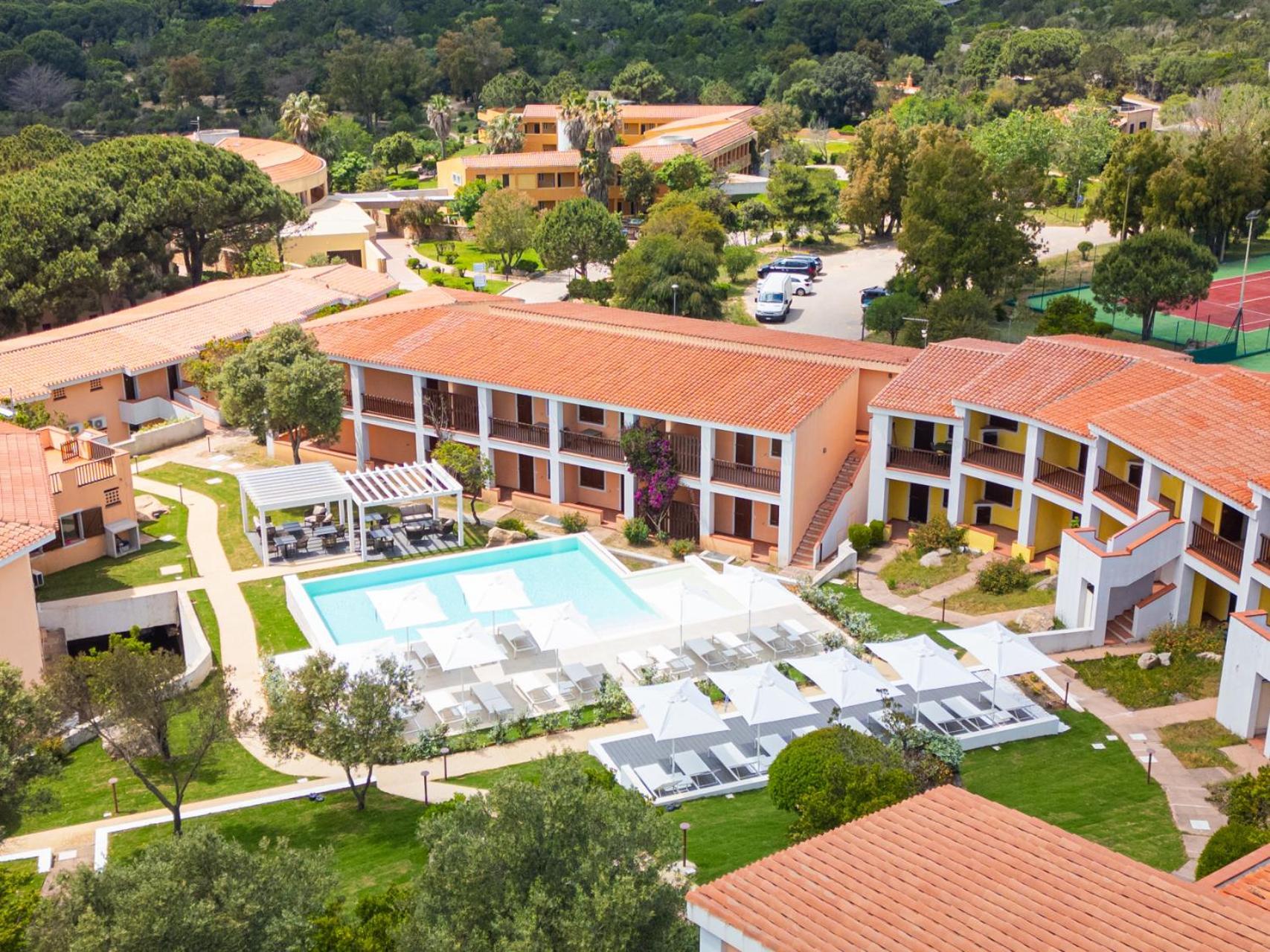 Aparthotel Felix - Costa Serena 4*