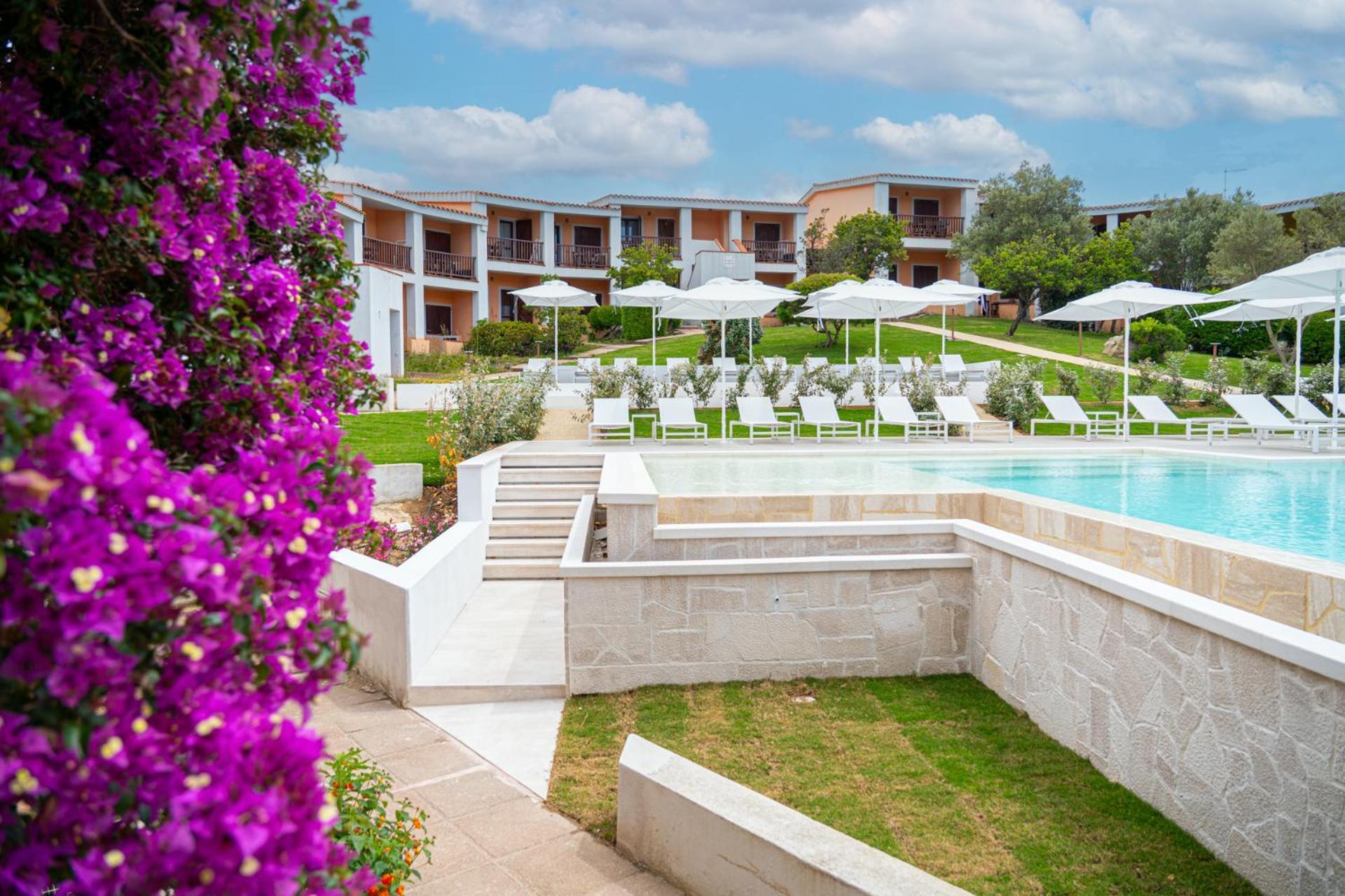 Aparthotel Felix - Costa Serena 4*